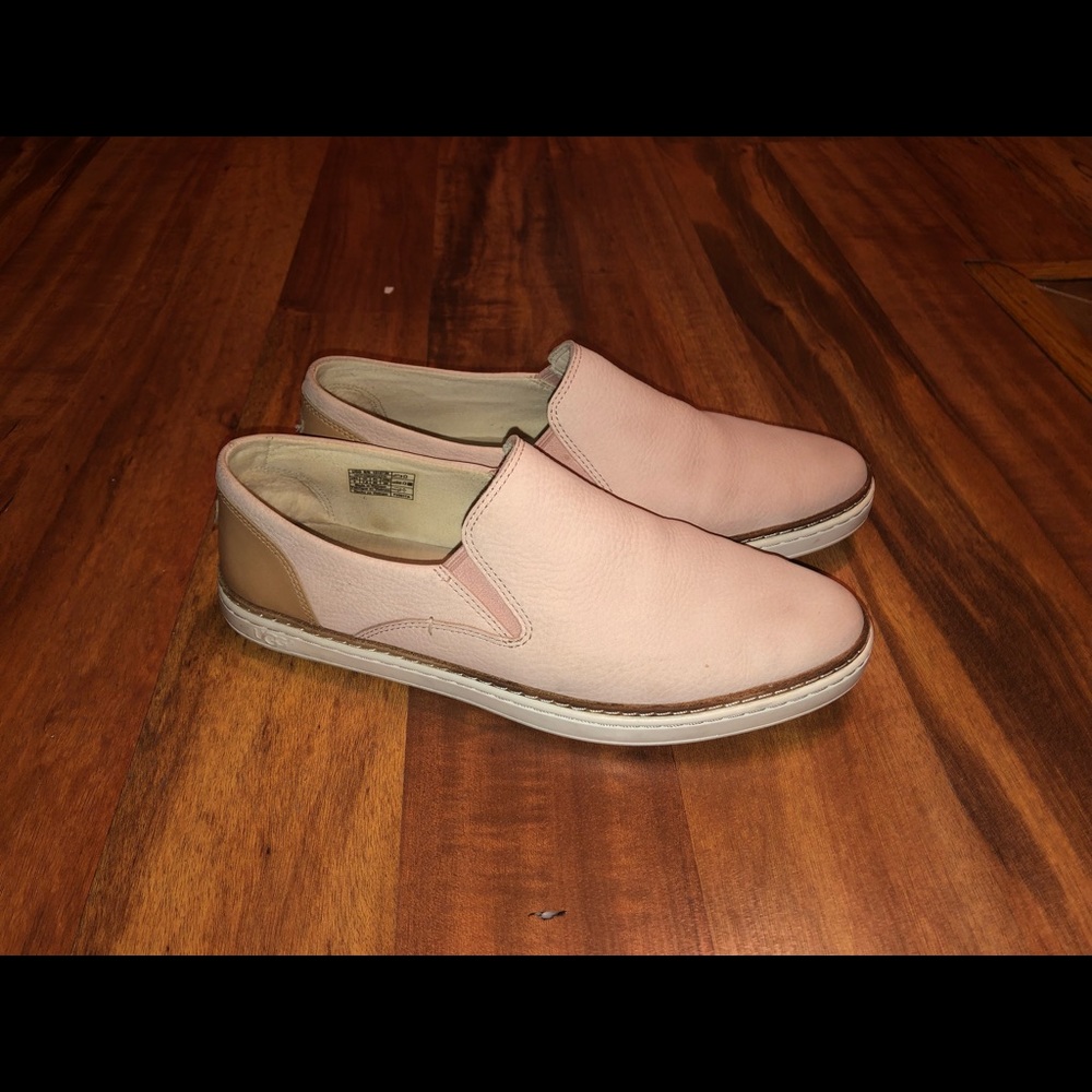 UGG Australia Womens Adley Slip On Sneaker